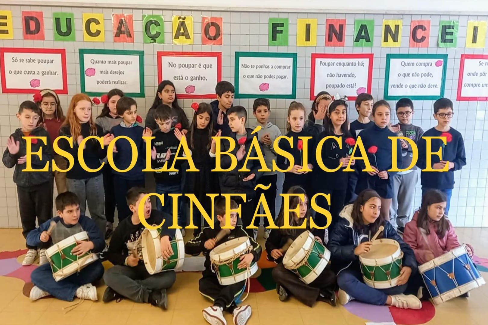 O Cantor de Intervenção do Mês | Zeca Afonso