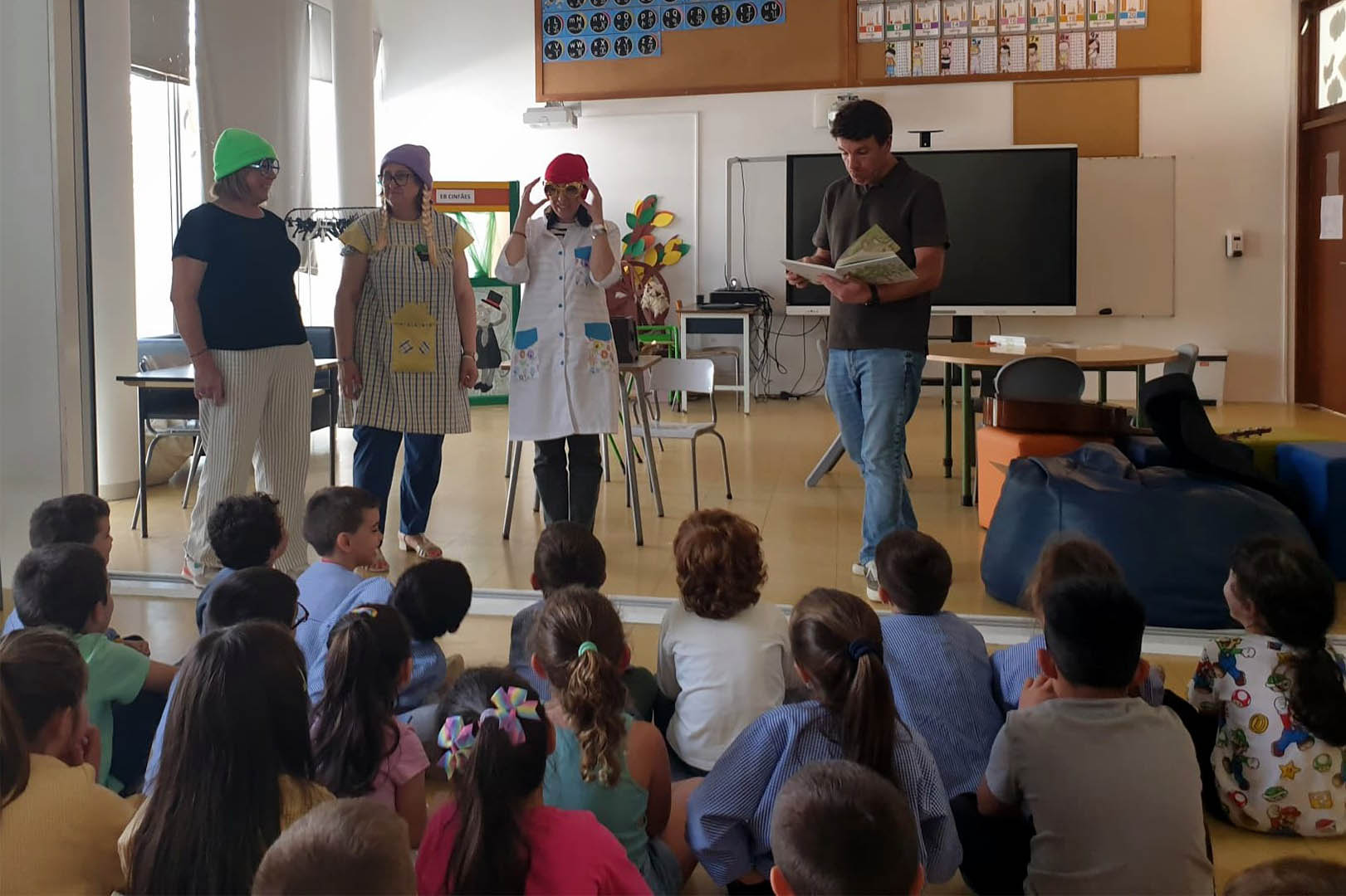 Sessão de apresentação do livro “A Raiz do Marmeleiro”, de Arménio Santos
