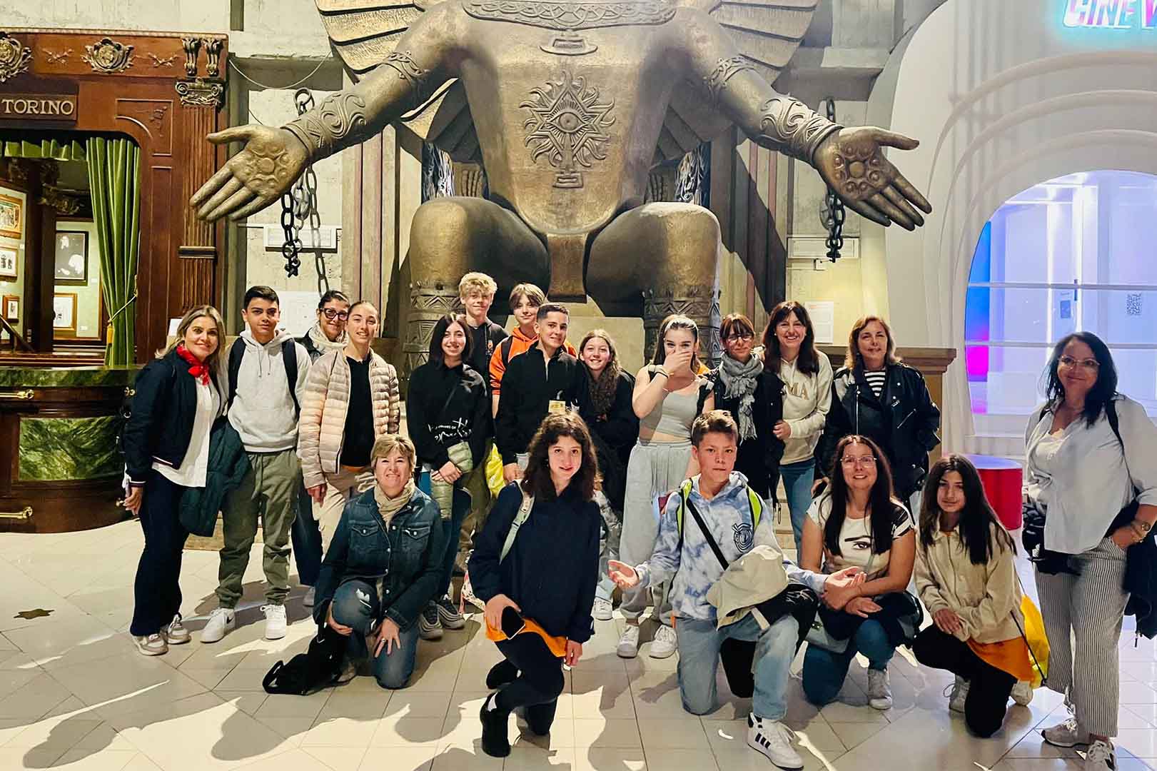 Istituto Comprensivo Chieri 1, em Itália, recebe professores e alunos do Agrupamento de Escolas General Serpa Pinto