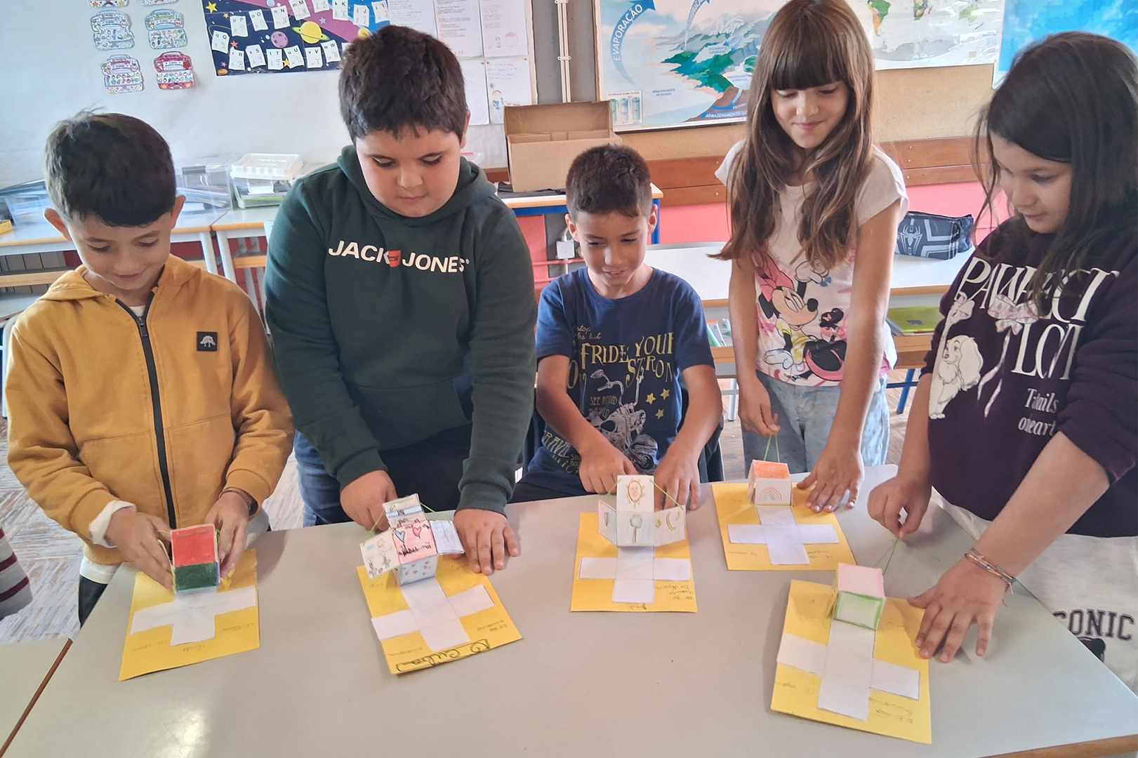 Matemática sem Fronteiras: construir pontes entre ciclos