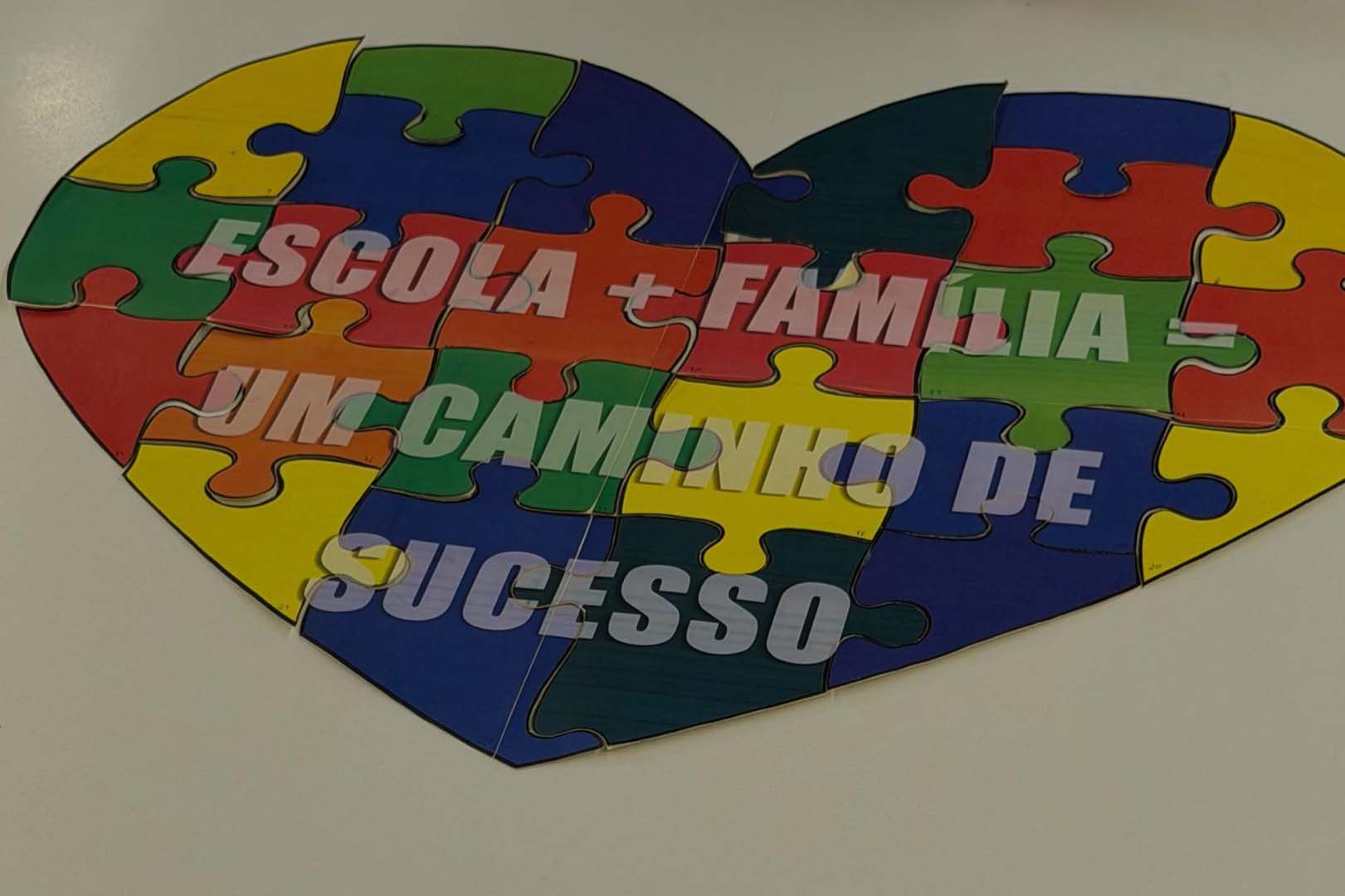 “Um cafezinho, um bolinho e uma mãozinha de conversa”.