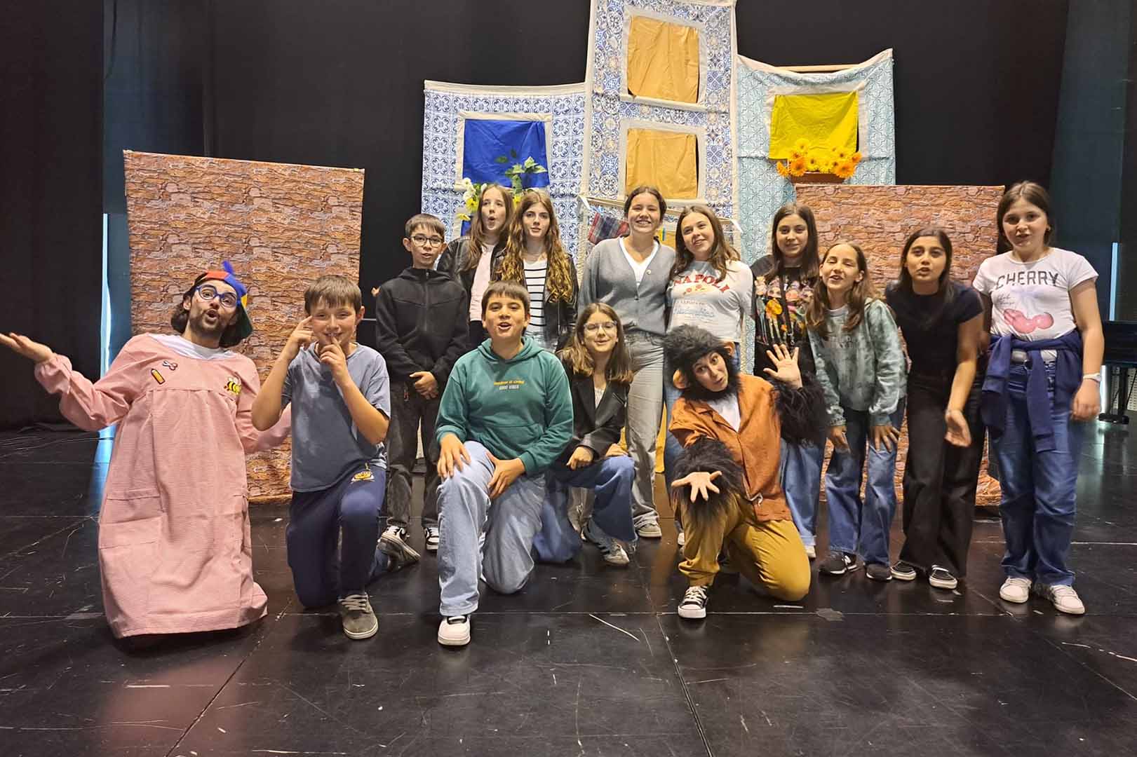 Teatro na Escola: “O Macaco de Rabo Cortado” conquistou o 2.º Ciclo!