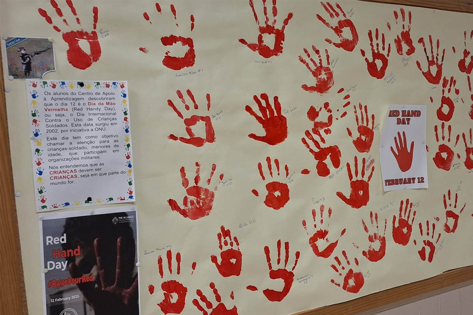 Dia da Mão Vermelha: lembrar, proteger e agir pelos direitos das crianças